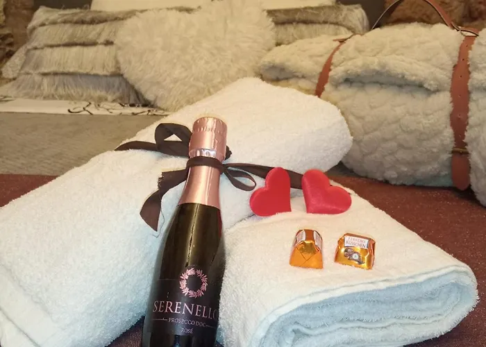 Lyon Sinagoga * Trani