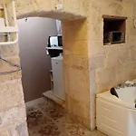 Lyon Sinagoga Apartman Trani